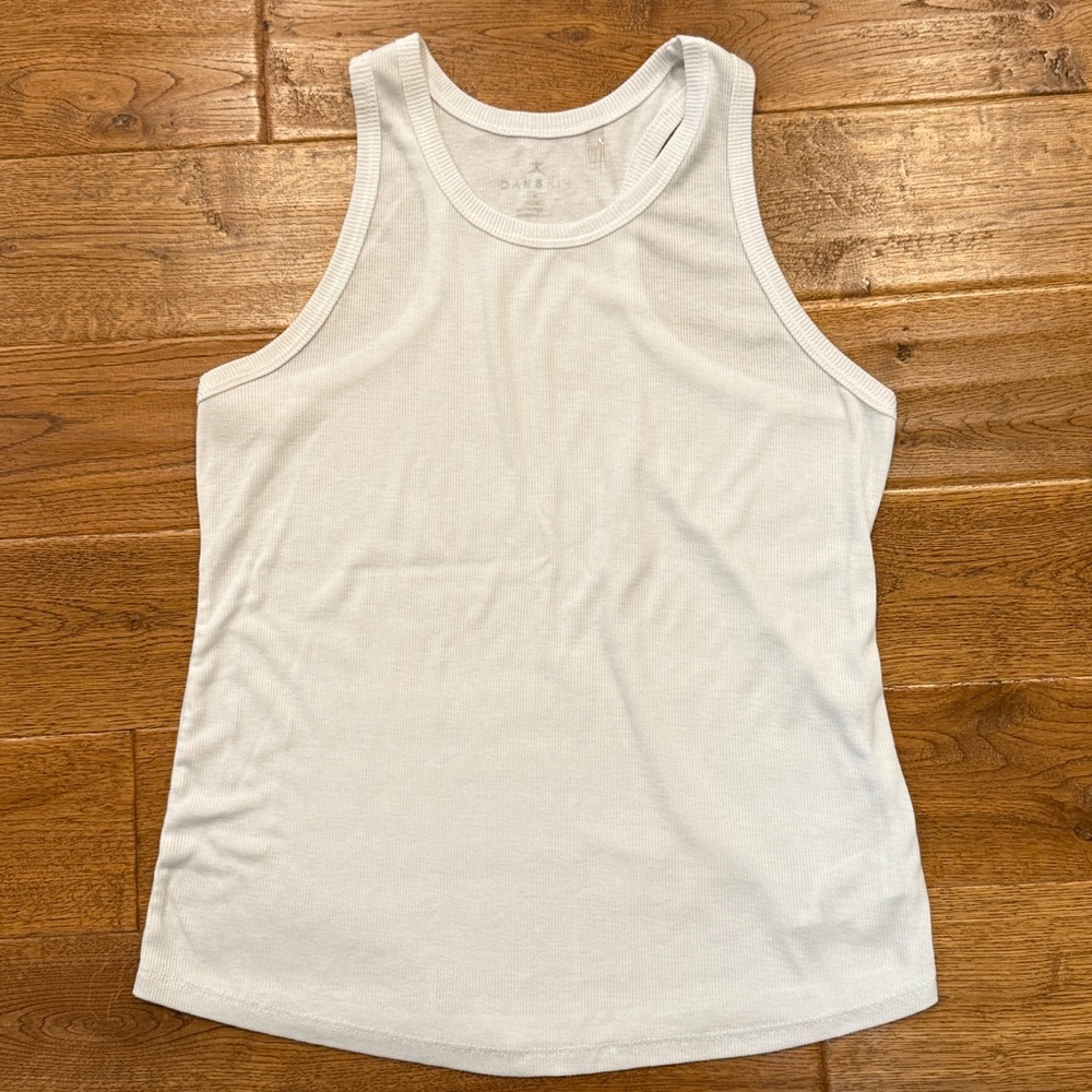 Danskin tanks - Picture 2 of 5